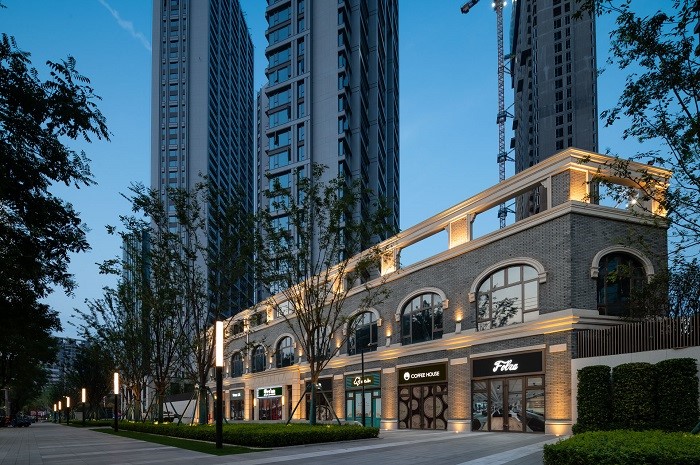 楚天都市御湖里